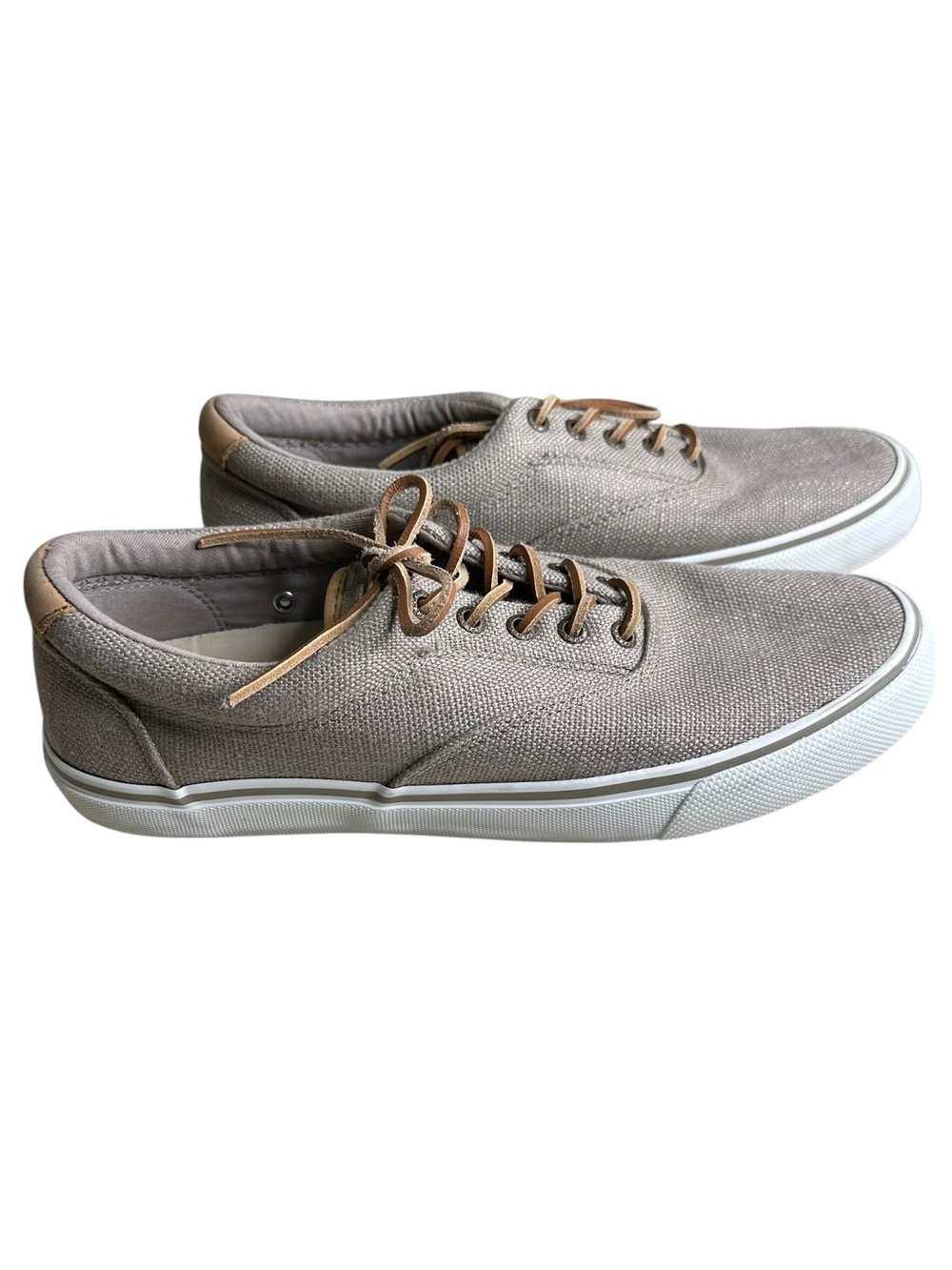 Sperry Men’s Striper II CVO Fabric Sneakers. Size 10.